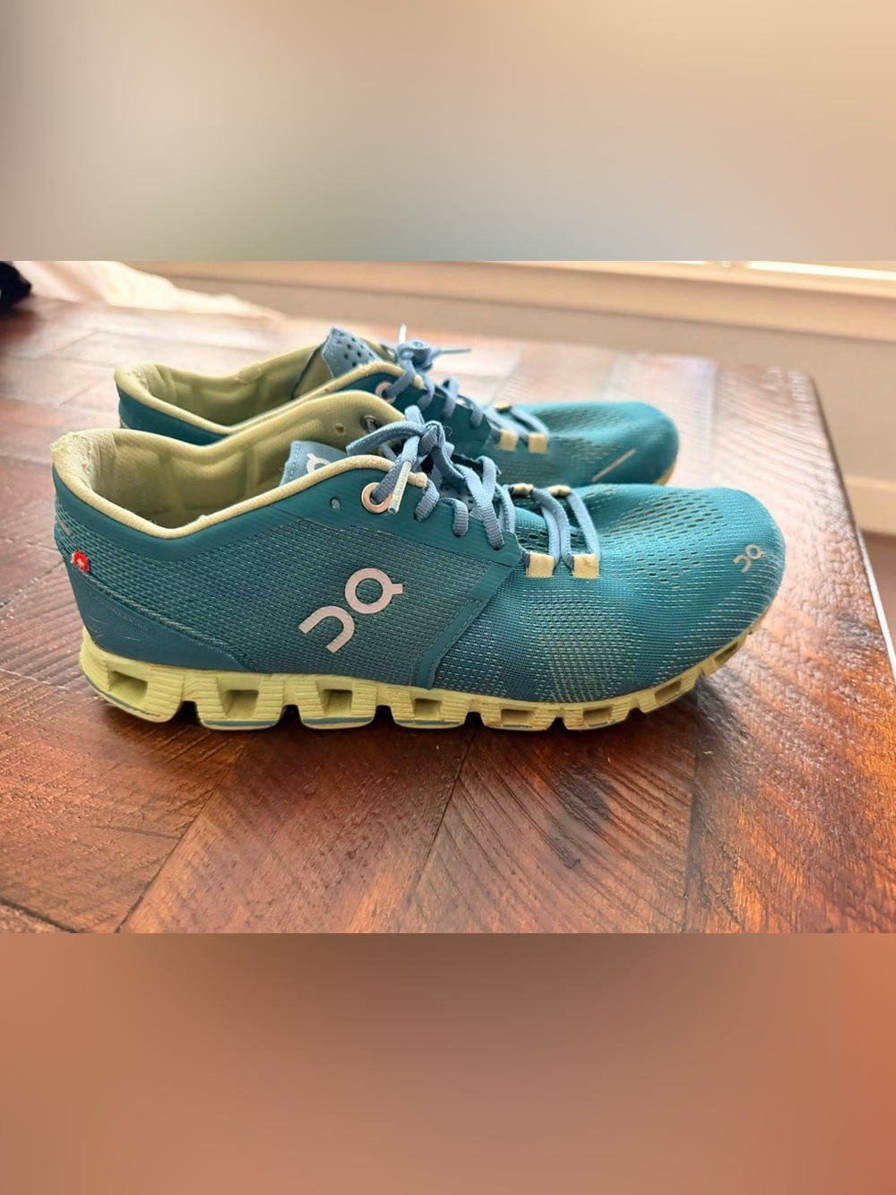 Women’s On Cloud shoes